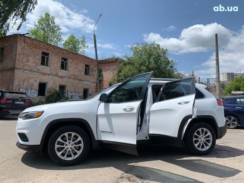 Jeep Cherokee 2018 белый - фото 14