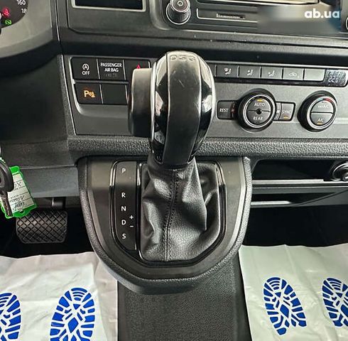 Volkswagen Caravelle 2019 - фото 18