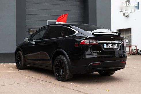 Tesla Model X 2018 - фото 7