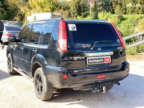 Nissan X-Trail 2005 черный - фото 7