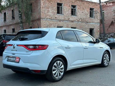 Renault Megane 2016 белый - фото 10