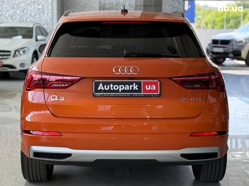 Audi Q3 2023 оранжевый - фото 9
