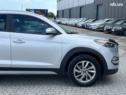 Hyundai Tucson 2017 серый - фото 4