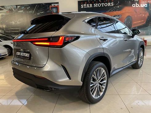 Lexus NX 2022 - фото 13