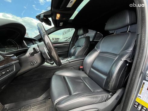 BMW 5 серия 2016 серый - фото 15
