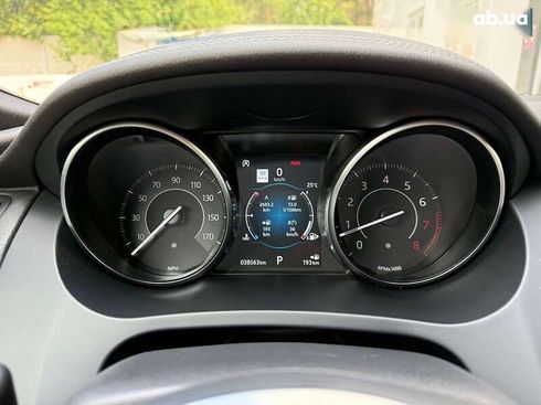 Jaguar E-Pace 2019 - фото 23