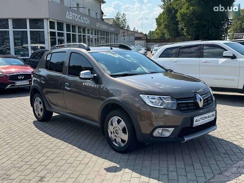 Renault Sandero 2019 - фото 2