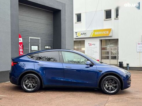 Tesla Model Y 2024 - фото 11