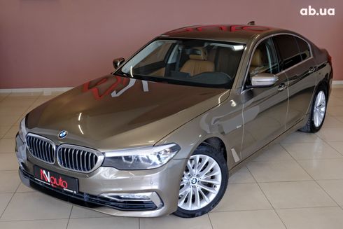 BMW 5 серия 2017 бежевый - фото 2