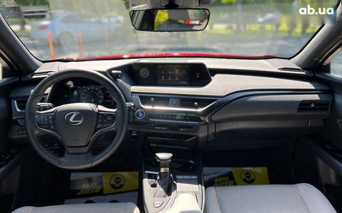 Lexus UX 2021 - фото 14