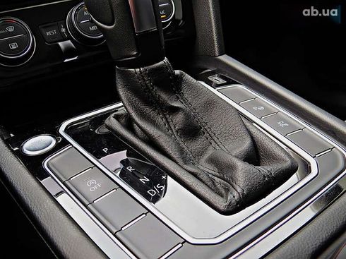 Volkswagen Passat 2020 - фото 14