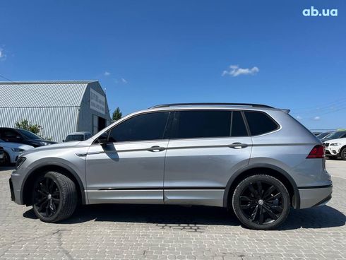 Volkswagen Tiguan 2020 серый - фото 11