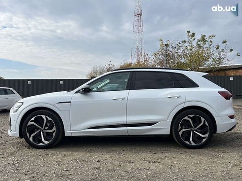 Audi E-Tron 2022 - фото 5
