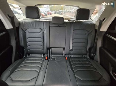 Volkswagen Touareg 2022 - фото 16