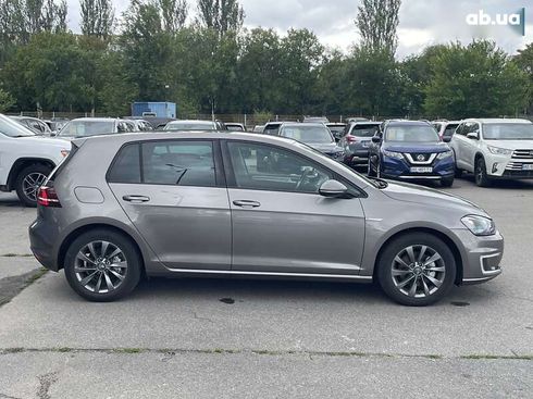 Volkswagen e-Golf 2015 - фото 6