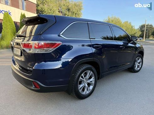 Toyota Highlander 2015 - фото 9
