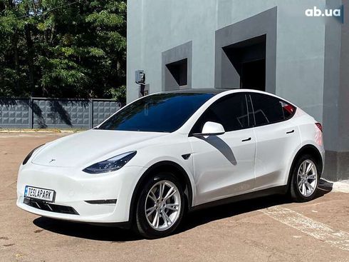 Tesla Model Y 2023 - фото 3