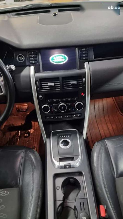 Land Rover Discovery Sport 2016 - фото 8
