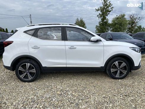 MG ZS EV 2021 - фото 19