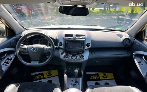 Toyota RAV4 2012 - фото 12