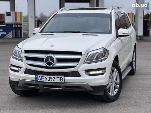 Mercedes-Benz GL-Класс 2012 - фото 2