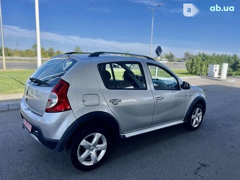 Dacia Sandero Stepway 2012 - фото 11