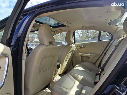 Volvo S60 2015 - фото 20