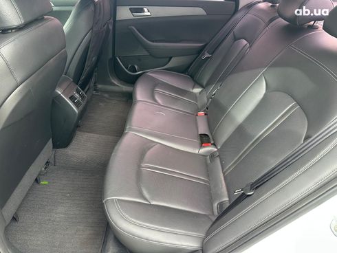 Hyundai Sonata 2018 белый - фото 12