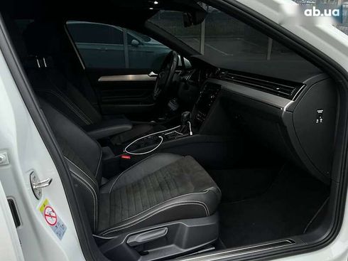 Volkswagen Passat 2021 - фото 11
