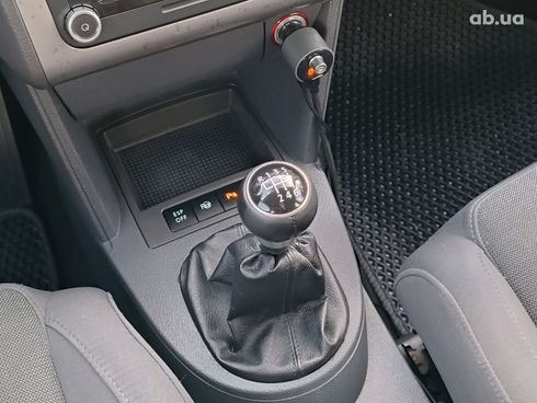 Volkswagen Touran 2007 черный - фото 37