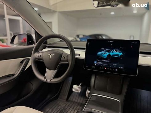 Tesla Model Y 2022 - фото 9