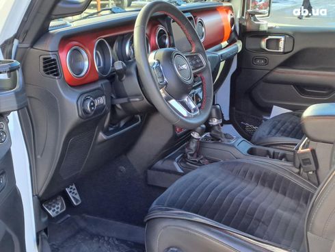 Jeep Wrangler 2023 белый - фото 19
