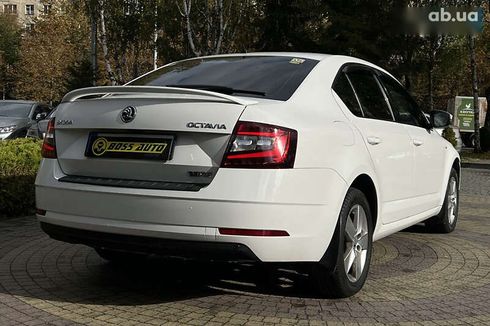 Skoda Octavia 2019 - фото 7