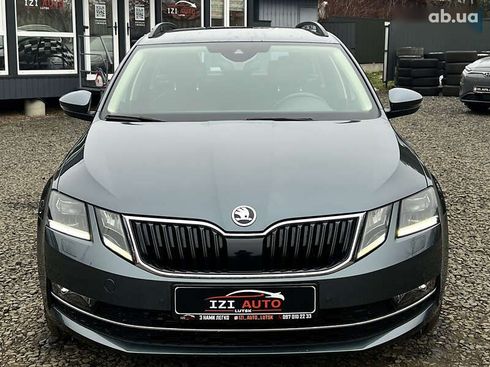 Skoda Octavia 2020 - фото 2