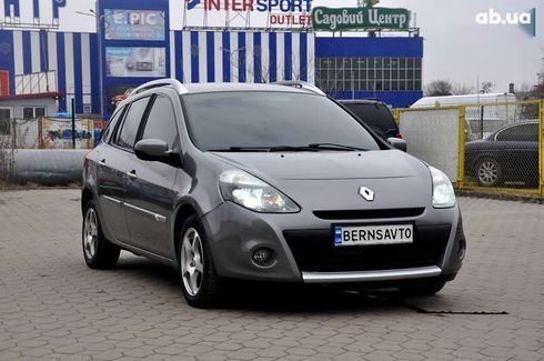 Renault Clio 2011 - фото 30