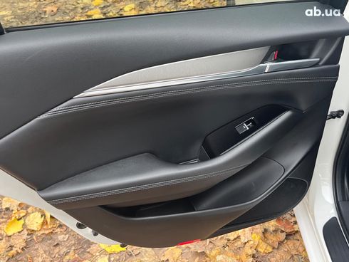 Mazda 6 2022 белый - фото 24