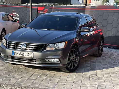 Volkswagen Passat 2017 - фото 5