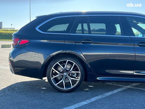 BMW 5 серия 2020 синий - фото 9