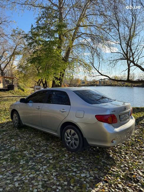 Toyota Corolla 2006 серый - фото 6