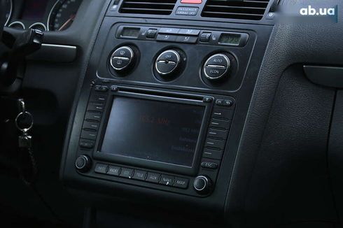 Volkswagen Touran 2004 - фото 26