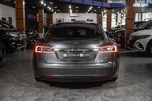 Tesla Model S 2015 - фото 12