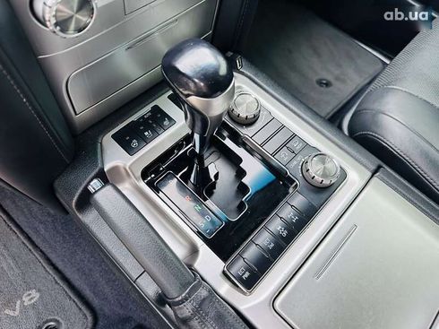 Toyota Land Cruiser 2017 - фото 19