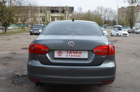 Volkswagen Jetta 2013 серый - фото 5