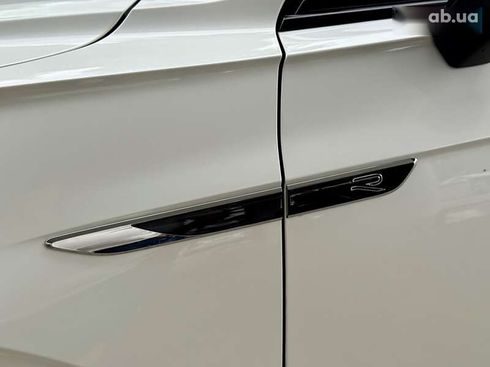Volkswagen Touareg 2023 - фото 24