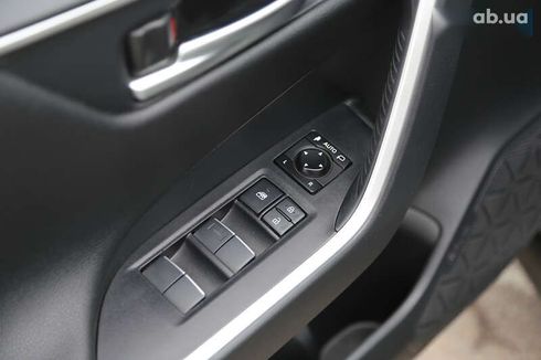 Toyota RAV4 2019 - фото 11