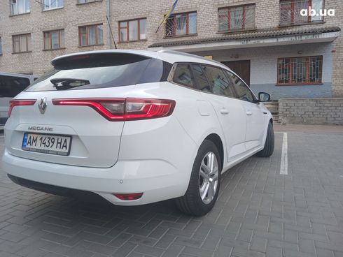 Renault Megane 2017 белый - фото 6