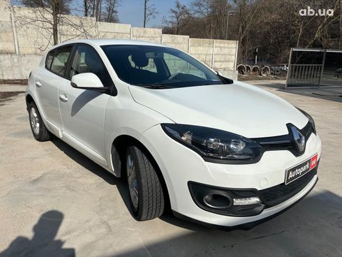 Renault Megane 2015 белый - фото 7