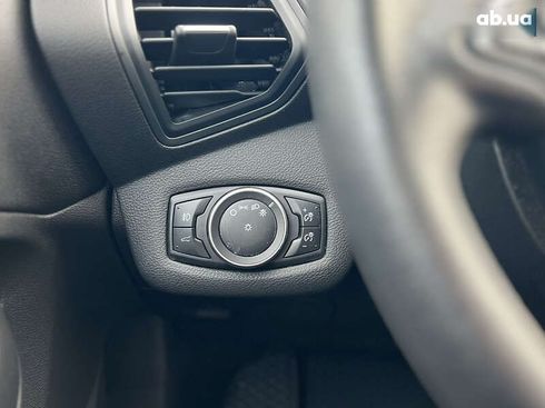 Ford Escape 2016 - фото 22