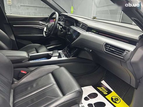 Audi E-Tron 2020 - фото 16