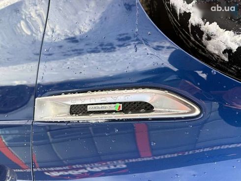 Jaguar XE 2015 - фото 20